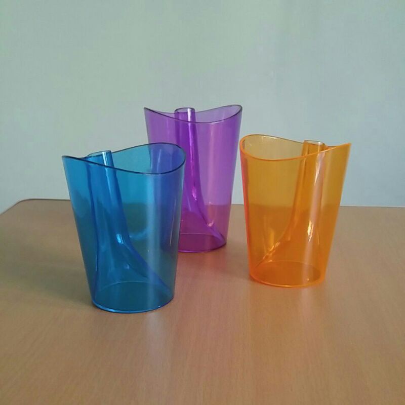 Cốc đánh răng 2in1 flipcup