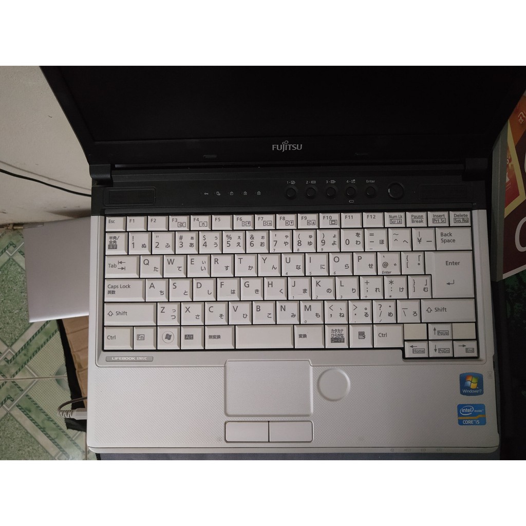 Laptop Fujitsu LifeBook S761/C i5-2520M/ ram4GB/ HDD500GB hàng Nhật Zin100%