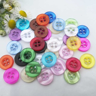 20 nút sơ mi 4 lỗ ánh xà cừ size 1cm