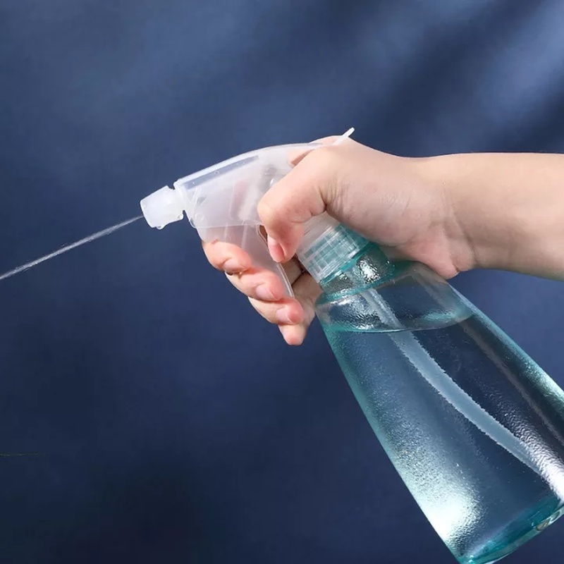 Bình Nhựa Rỗng Trong Suốt Dạng Xịt Phun Nước Tưới Cây 3 Màu Dung Tích 500ML