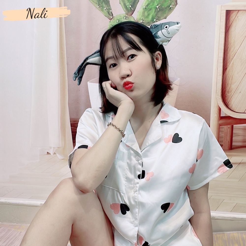 Bộ pijama cộc tay lụa satin hình trái tim dễ thương, bộ đồ ngủ đồ bộ đùi mặc nhà trái tim 4 màu siêu đẹp NL116