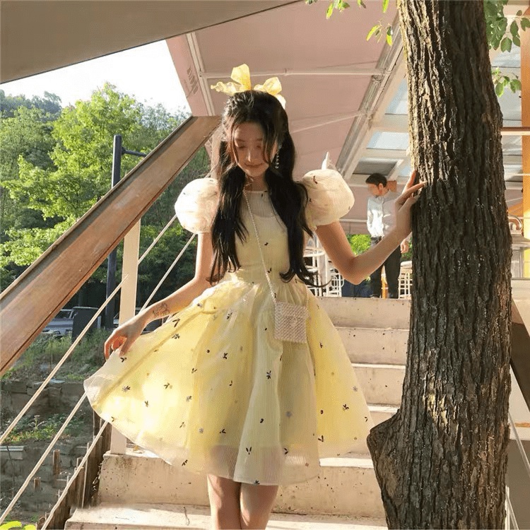 (Free Ship) MẪU ĐẦM TƠ XƯỚC TAY BÈO DÁNG XÒE KIỂU DÁNG SIÊU DỄ THƯƠNG CHUẨN HÀNG QUẢNG CHÂU UP Shop VLTN