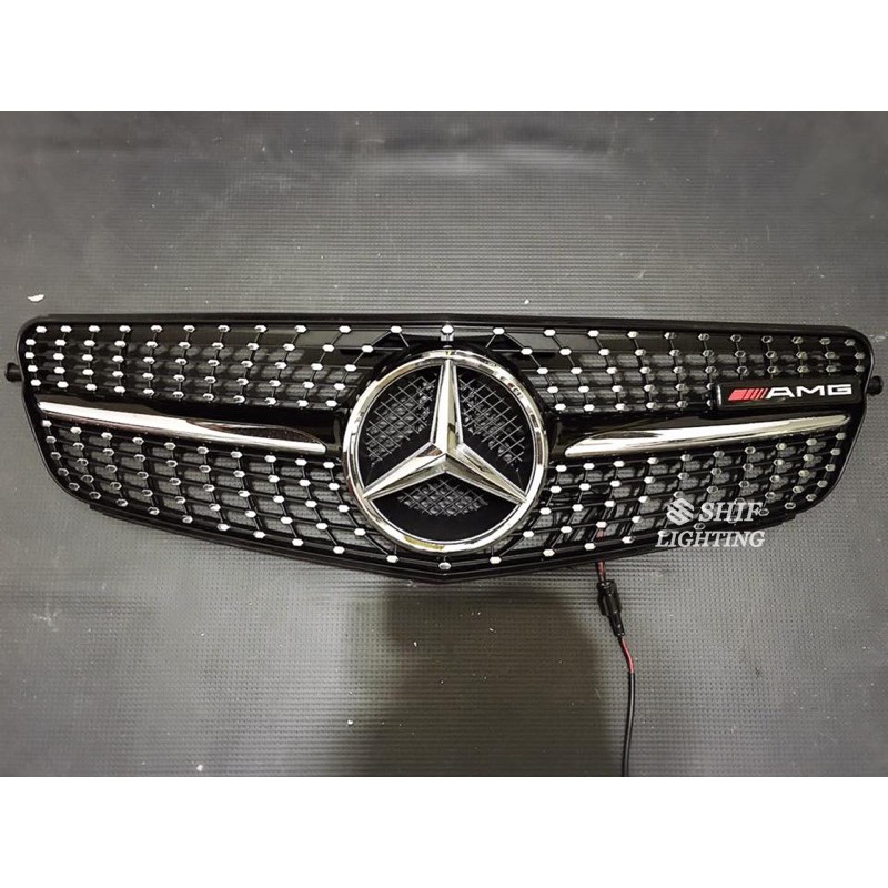 Đèn LED logo gắn trang trí xe Mercedes Benz