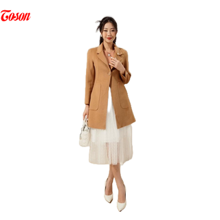 Áo dạ lông cừu nâu bò dáng dài, túi ốp, cổ đính trang trí Toson 99411N32