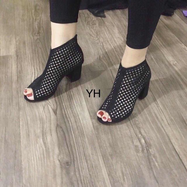 Giày boot lưới hót lắm nhé