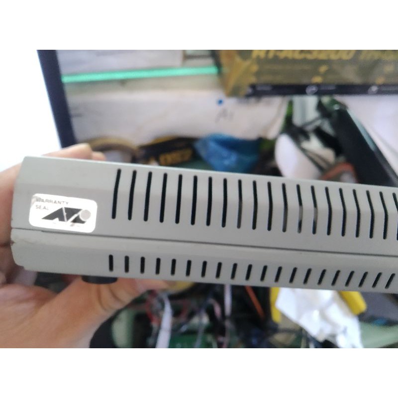 Switch layer 2 managed  8 port 1000 Mbps nội địa Nhật, linh kiện cực xịn.