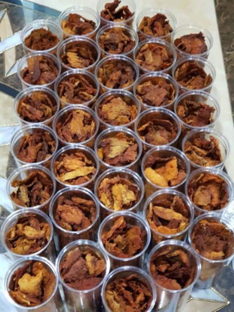 Khô bò hồng ngự vụn lớn loai 1 lon 250gr/120k | BigBuy360 - bigbuy360.vn