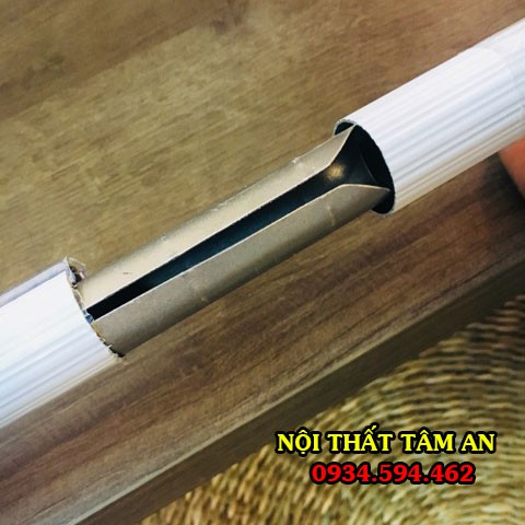 Cút nối thanh treo rèm vải vô cùng tiện lợi và dễ sử dụng - Rèm Cửa Tâm An | BigBuy360 - bigbuy360.vn