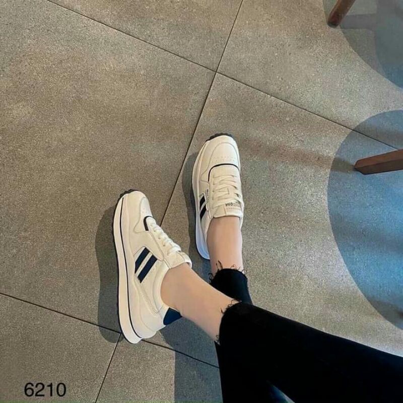 giày thể thao viền đen viền xám cao cấp