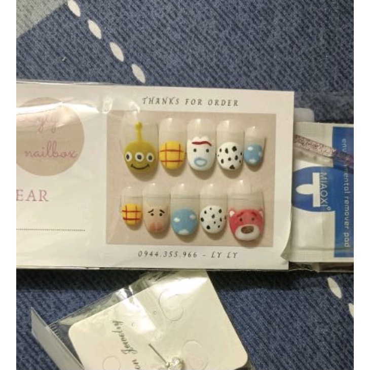 Nail box giá rẻ , móng up thiết kế vẽ chipi ngộ nghĩnh