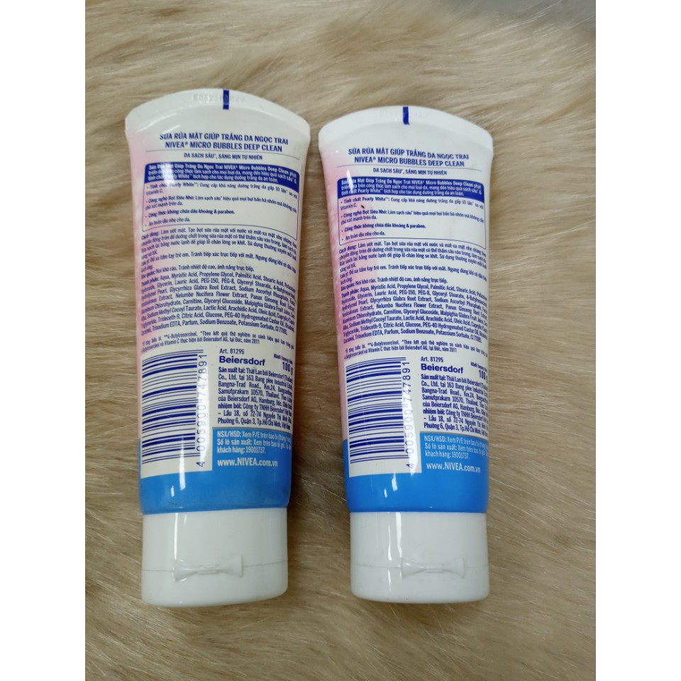 Sữa rửa mặt NIVEA pearl white 100g   làm sạch bã nhờn bụi bẩn , cung cấp độ ẩm , giúp da trắng sáng tự nhiên.