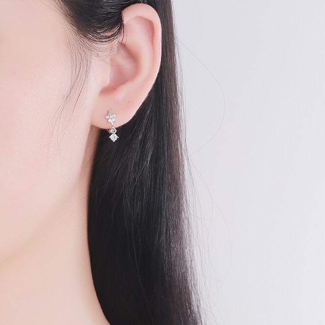 Khuyên tai bạc Khuyên tròn sát tai mặt hoa thả đá xinh Van Jewelry V10066