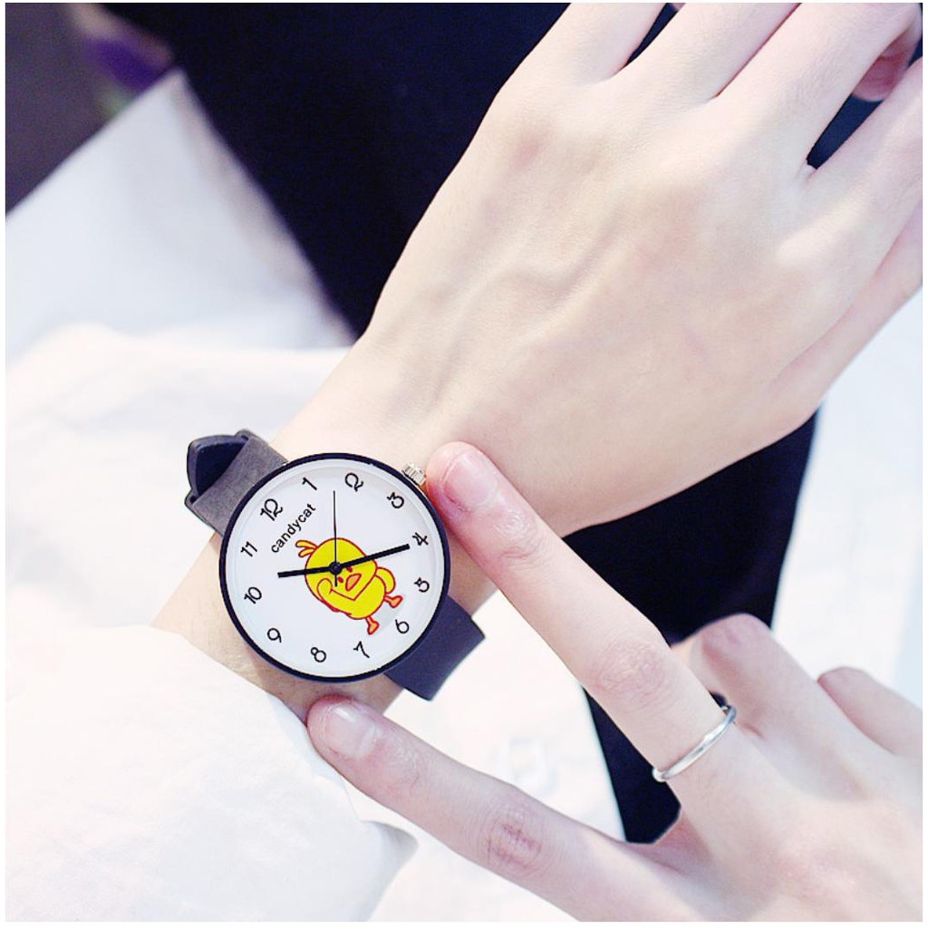 [Mã FAMARAL2 giảm 10K đơn 50K][CỰC ĐẸP] ĐỒNG HỒ NỮ DÂY CAOSU CANDYCAT CHÚ VỊT VÀNG PHONG CÁCH HÀN QUỐC