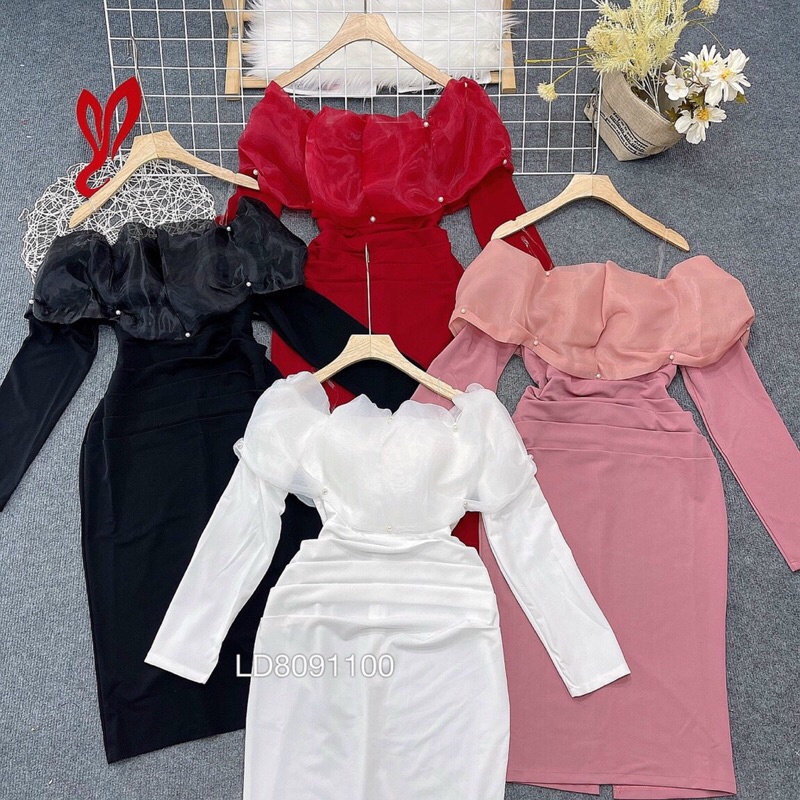 Đầm body phối lưới đính hạt trễ vai tay dài