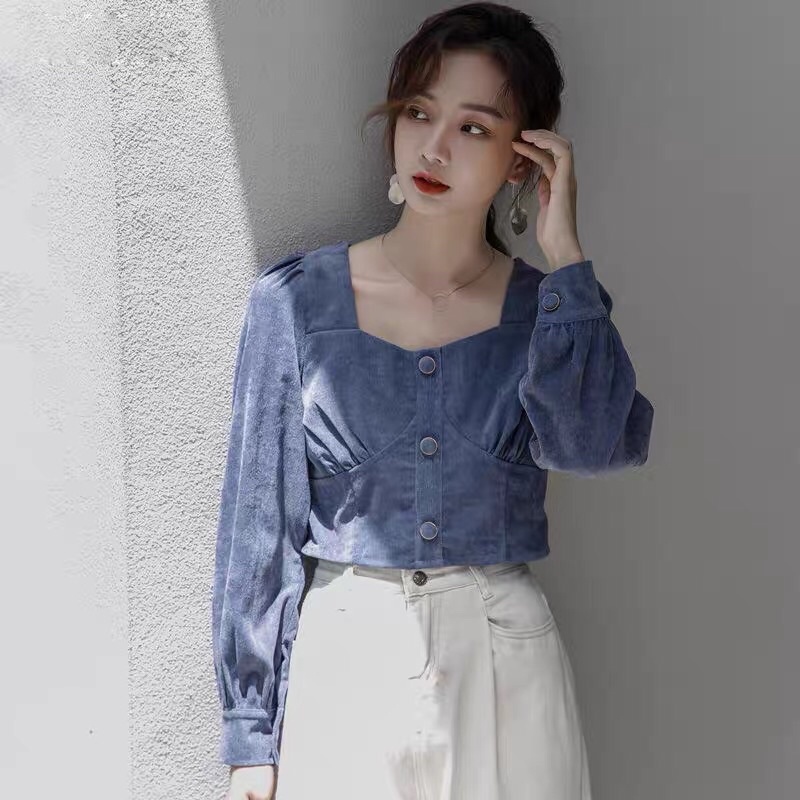 Áo croptop tay dài cổ vuông nhung tăm. Size S->2XL