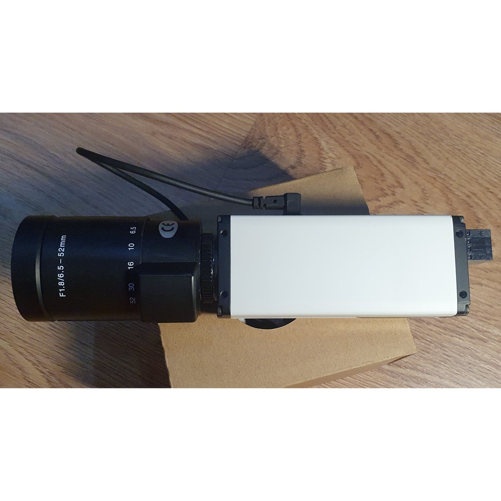 Camera quan sát ip basler bip2 1600 25c hỗ trợ audio và relay kèm len Kowa 6.5-52mm F1.8/6.5 52mm . Hàng chính hãng.