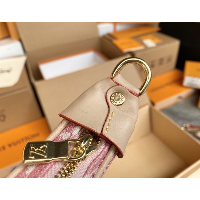 Túi xách nữ Lv Moon màu new 2022, size 24, fullbox túi vải hãng, siêu sang chảnh