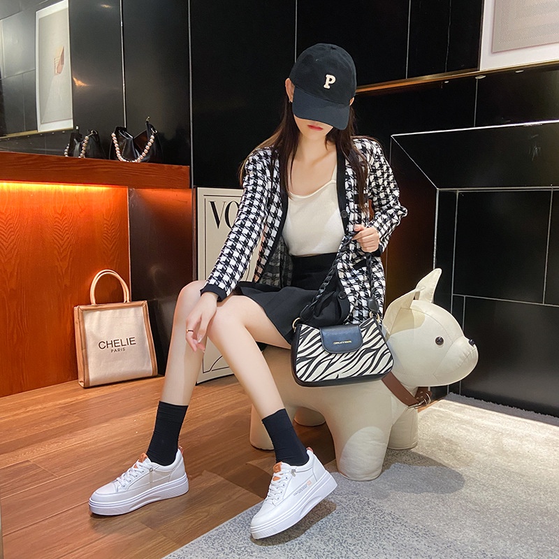 Giày Da Nữ Không Cần Buộc Độn Đế 5 Phân Phong Cách Thời Trang Êm Nhẹ - Q180