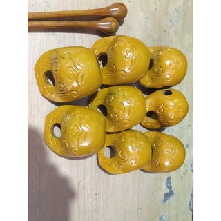 mỏ linh tụng kinh