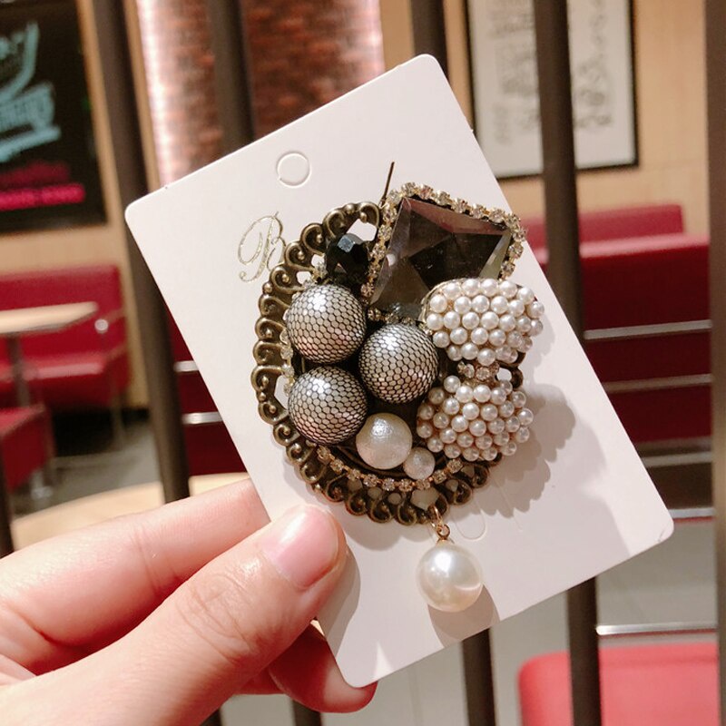 Ghim cài áo kiểu hoa trà đính đá thời trang dành cho nữ