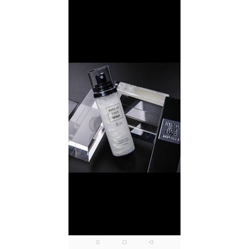 Xịt khoá nền giữ lớp trang điểm Make-Up Fixer Spray | BigBuy360 - bigbuy360.vn