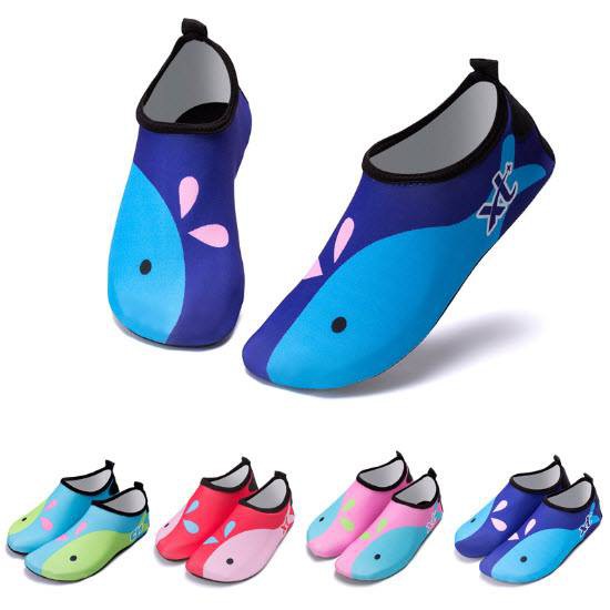 GIÀY ĐI BIỂN CHO BÉ