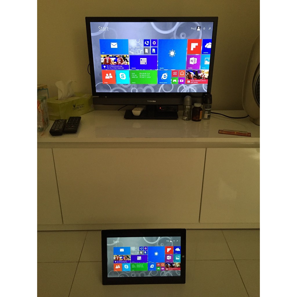 Bộ hiển thị không dây cho Surface Pro 8,7+, 7,6 Microsoft Wireless Display 4K, V2