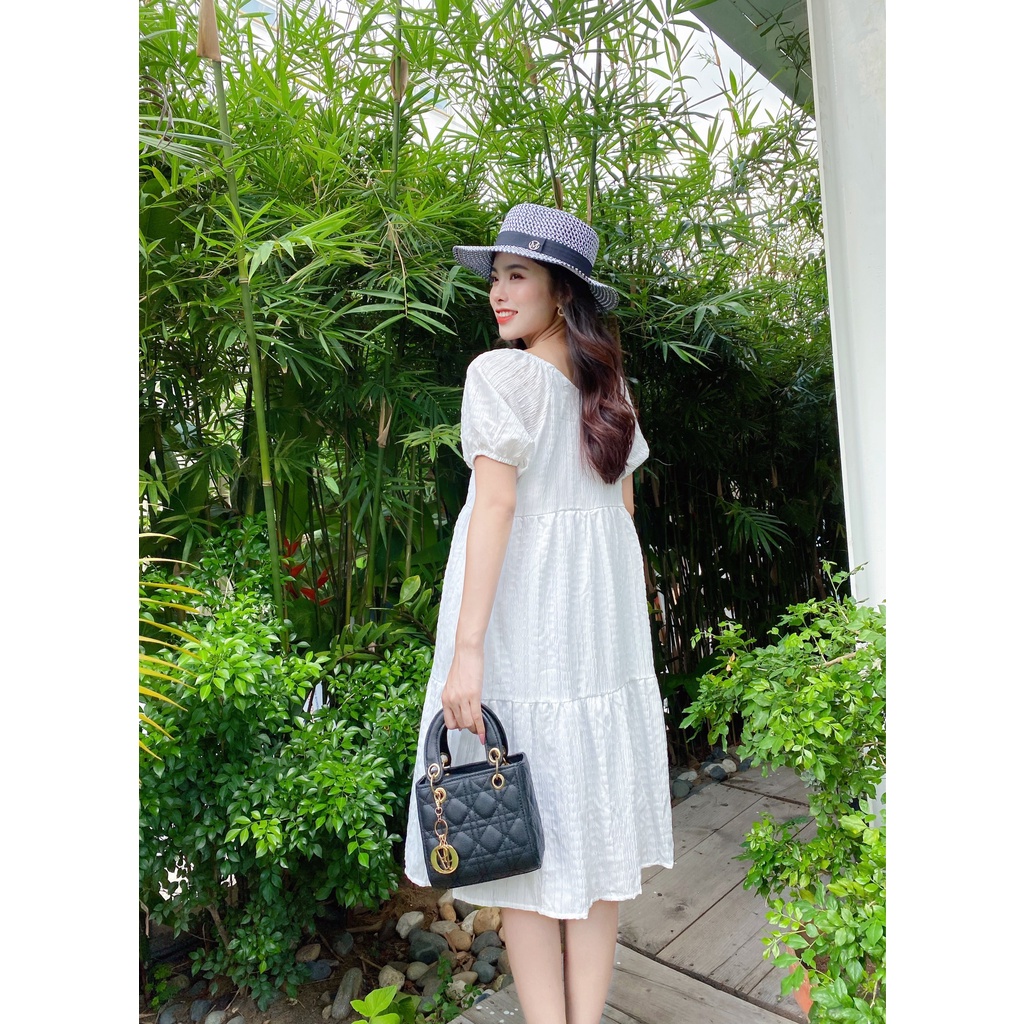Đầm Bầu nhún tầng trẻ trung