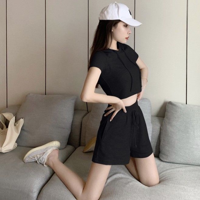 Set đồ thể thao ngắn tay có mũ trùm phong cách Hàn Quốc năng động dành cho nữ