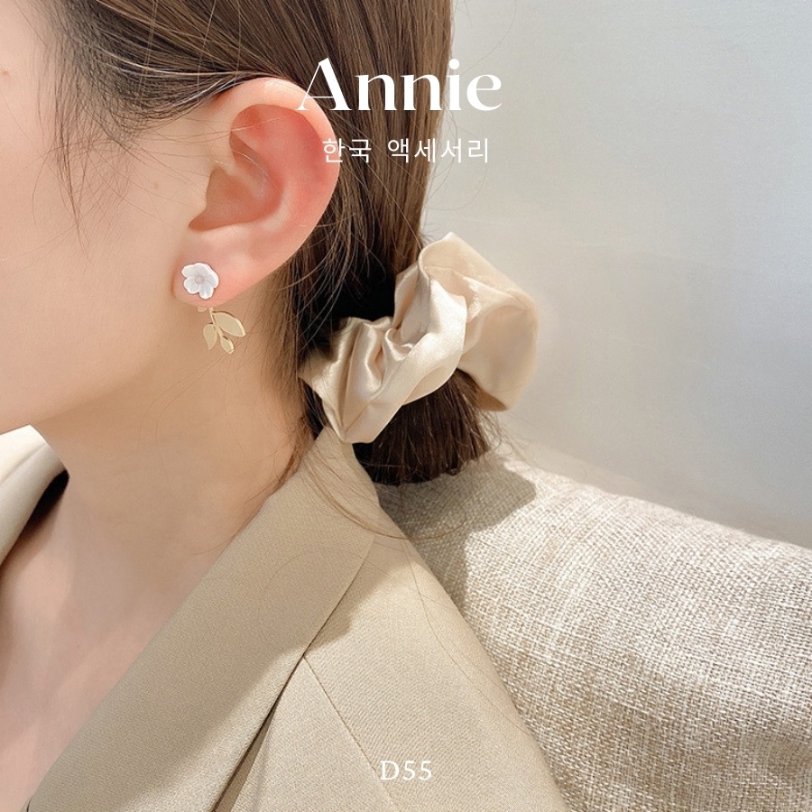 Bông tai hoa nhỏ, lá mạ vàng phong cách dịu dàng nữ tính ANNIE - D55