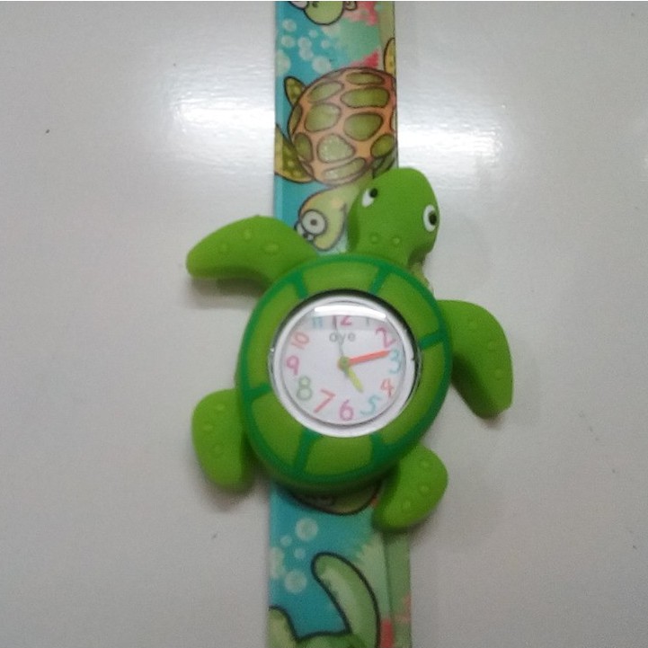Đồng hồ đập tay dành cho em bé / trẻ em nhiều mẫu