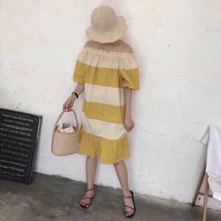 Đầm trễ vai