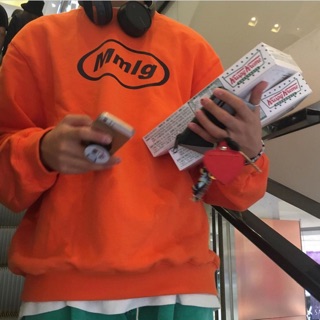 Áo Sweater Hàn Quốc Mmlg( tặng sticker kèm theo hãng)