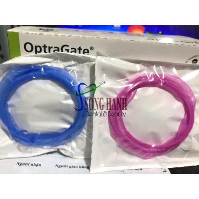 Banh môi mềm Optragate