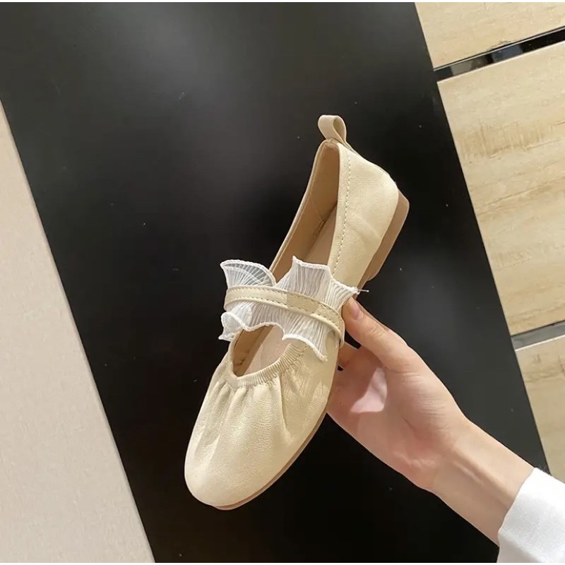 Giày búp bê mềm dẻo siêu nhẹ với kiểu dáng dễ thương