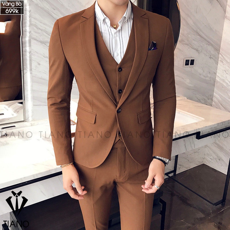 Bộ Vest nam form ôm body màu Vàng Bò 1 cúc chất vải dày mịn co giãn nhẹ, form ôm đẹp. Suit Nam Cao Cấp