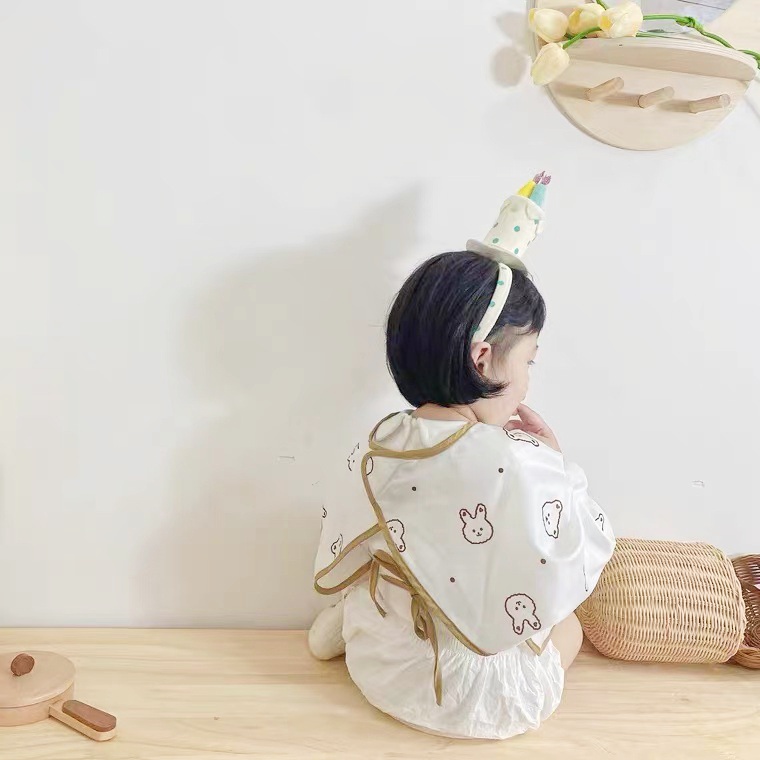 Yếm Ăn Tay Dài Chống Thấm Nước Có Túi Dành Cho Trẻ Em