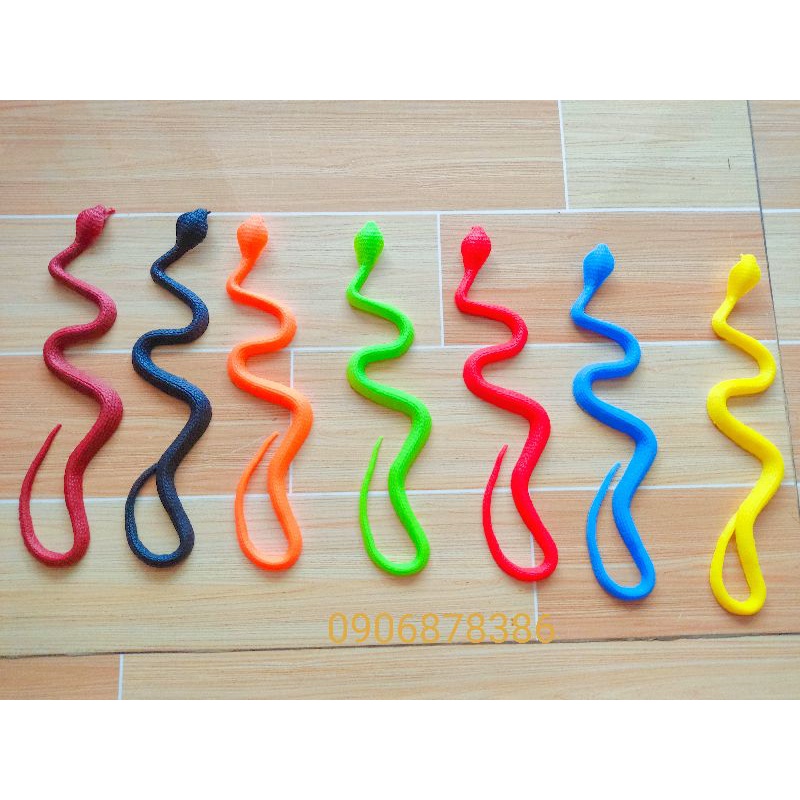 Rắn giả như thật cao su đồ chơi troll bạn bè giảm stress