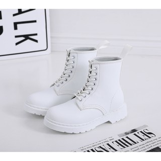 Giày bốt martin màu trắng thiết kế phong cách dễ thương cho các cặp đôi