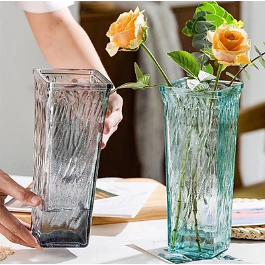 Lọ hoa vuông kiểu mới cao 25cm