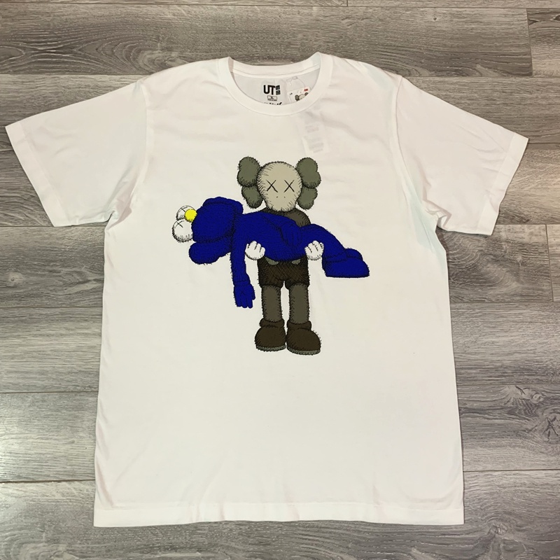 Áo Thun UNIQLO KAWS x UNIQLO Tay Ngắn Họa Tiết Sesame Street Dễ Thương Cho Cặp Đôi