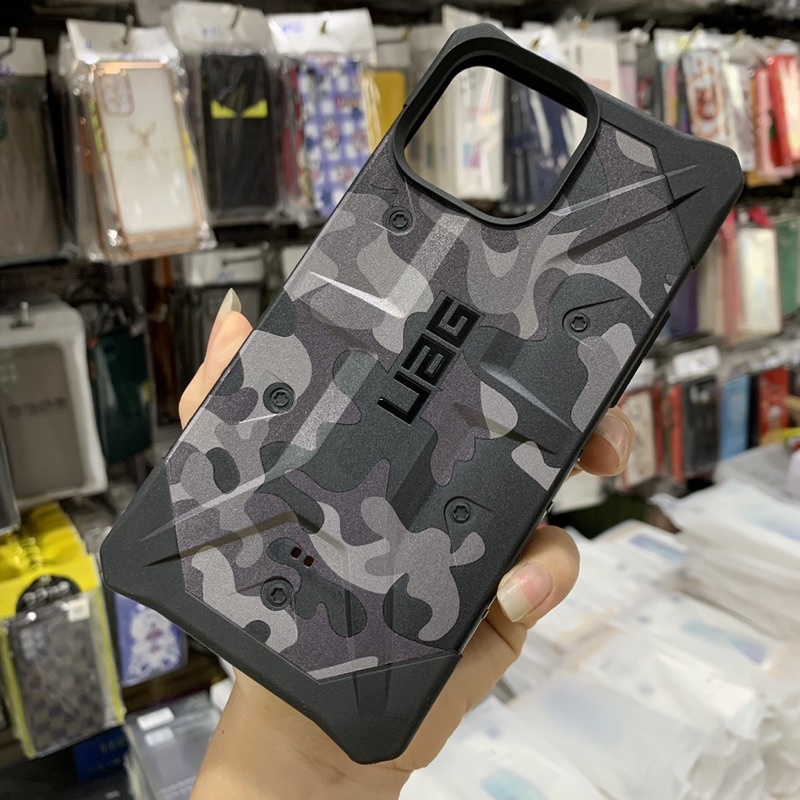 Ốp lưng iPhone 11 Pro / 11 Pro Max / 12 pro max / 13 Pro max viền dẻo chống sốc UAG