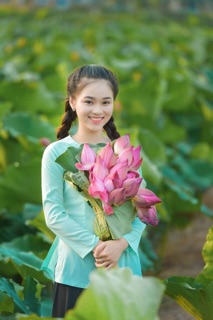 Áo bà ba kèm quần phi