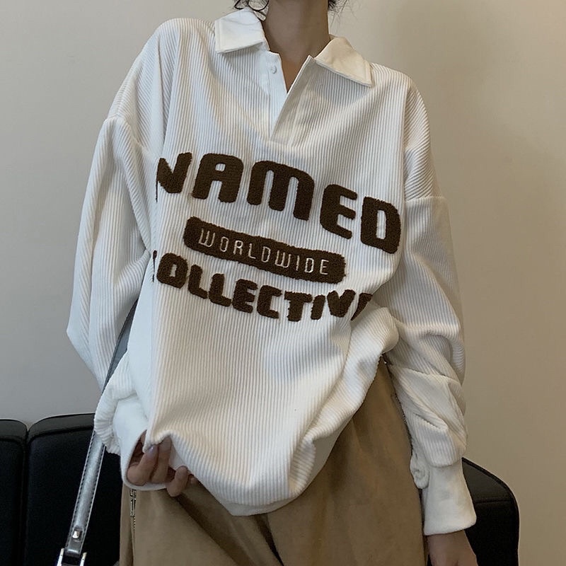 Áo Polo Sweater Nhung Tăm Thêu Chữ Form Rộng Phong Cách Âu Mỹ