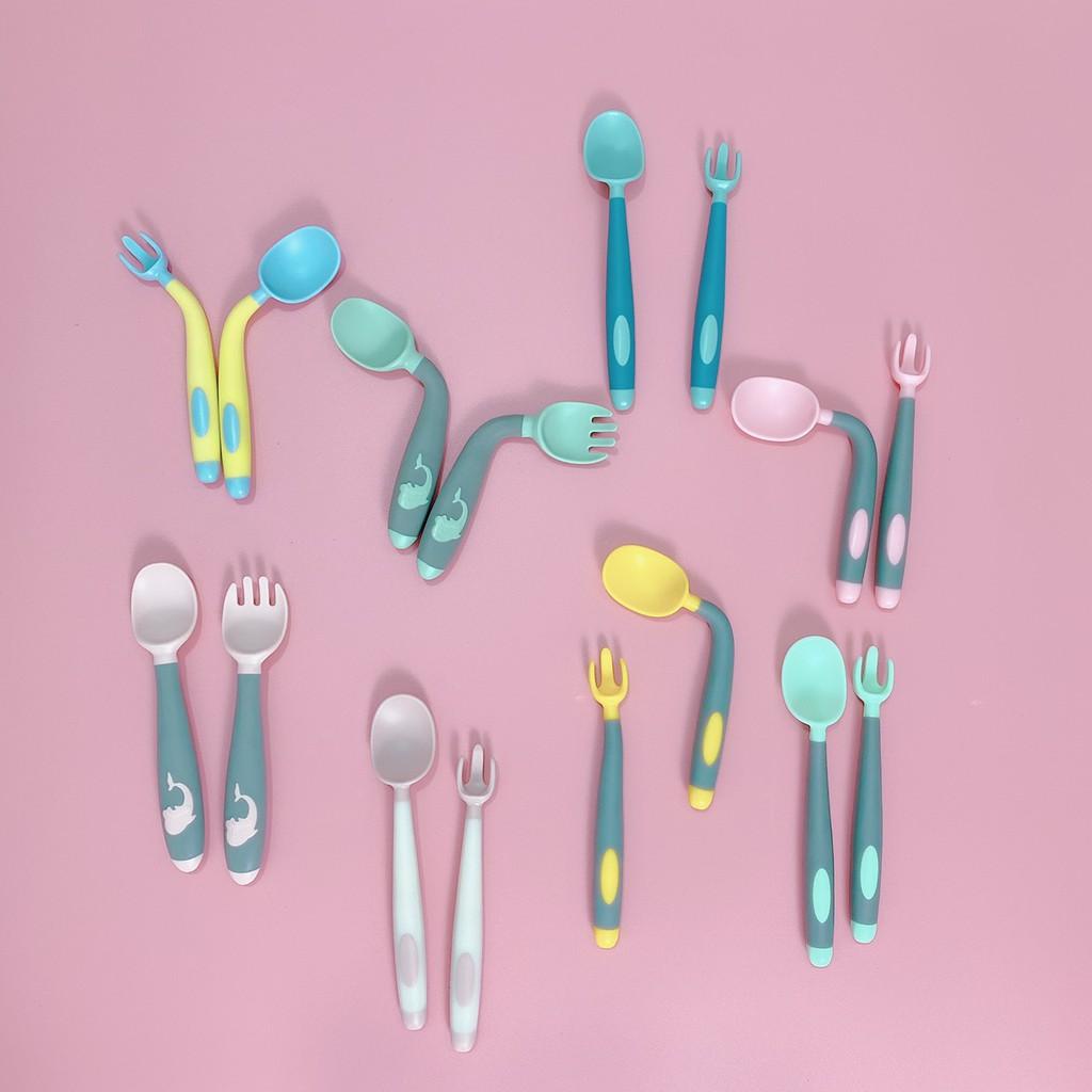 Bộ dụng cụ tập ăn cơm ăn dặm cho bé thìa muỗng uốn dẻo tự nhiên Hộp 2 cái
