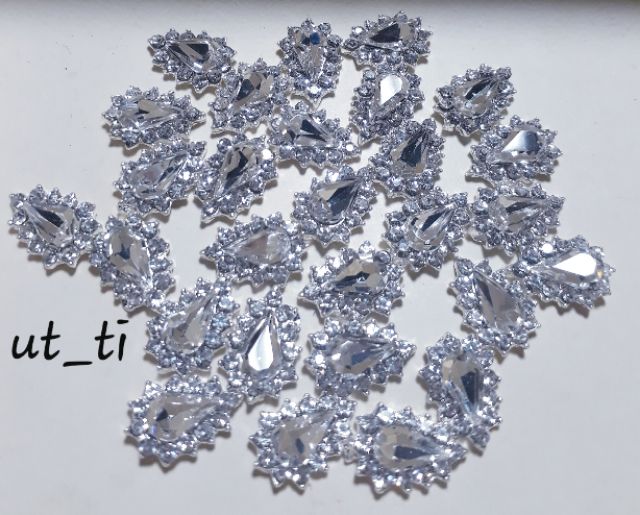 Đá khối giọt nước lớn nail mã 81