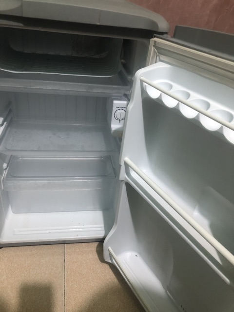 Tủ lạnh AQUA 90L
