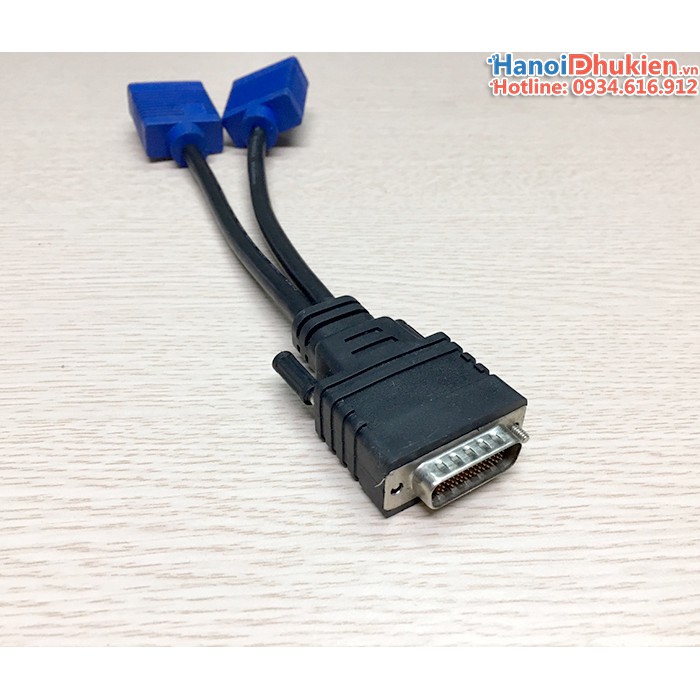 Cáp chuyển đổi DMS 59 DVI sang 2 VGA cái