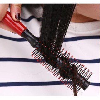 Lược tròn tạo kiểu tóc thích hợp làm tóc uốn cụp