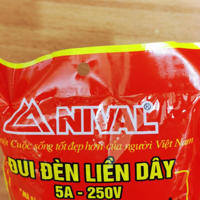 Đuôi đèn liền dây NIVAL® Dây 2.5 và 5mét, đuôi đèn chống vỡ chịu nắng mưa, tay bật dạ quang